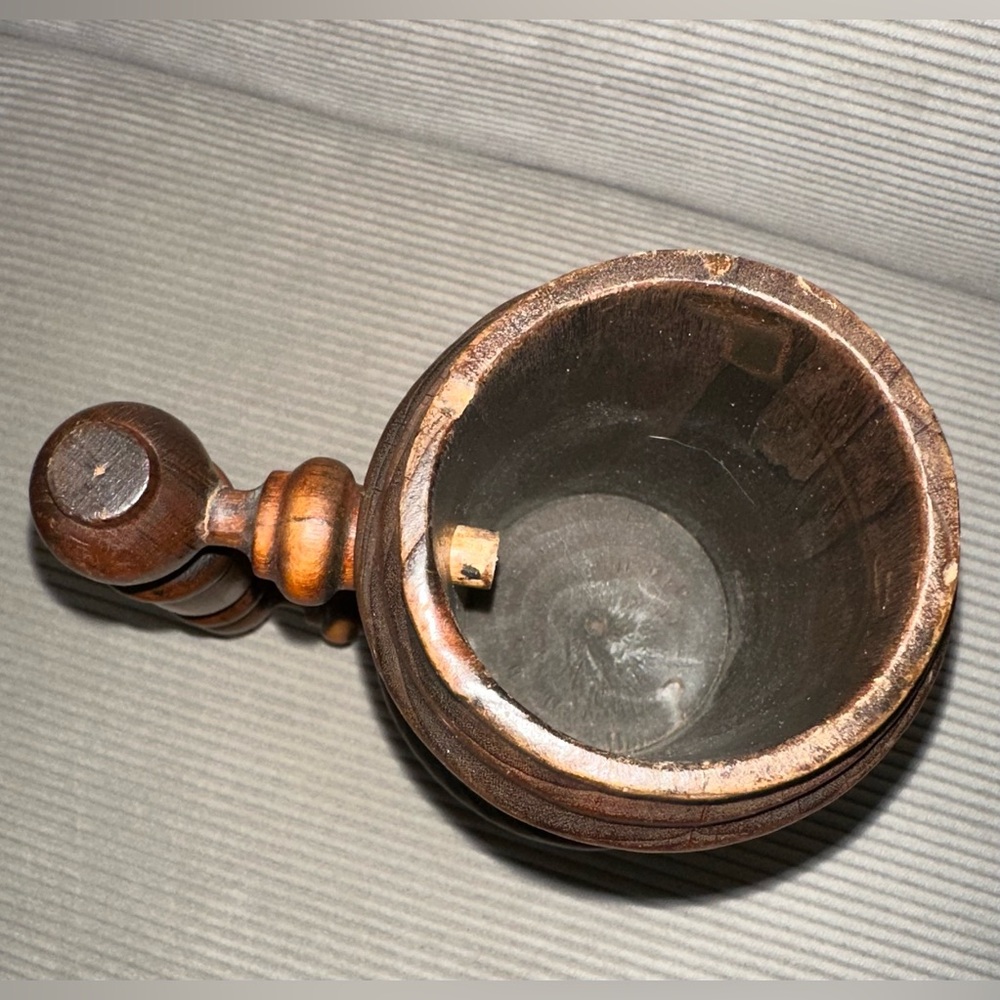 Antique/vintage 7” wooden beer stein - known as a tankard - Picture 6 of 6